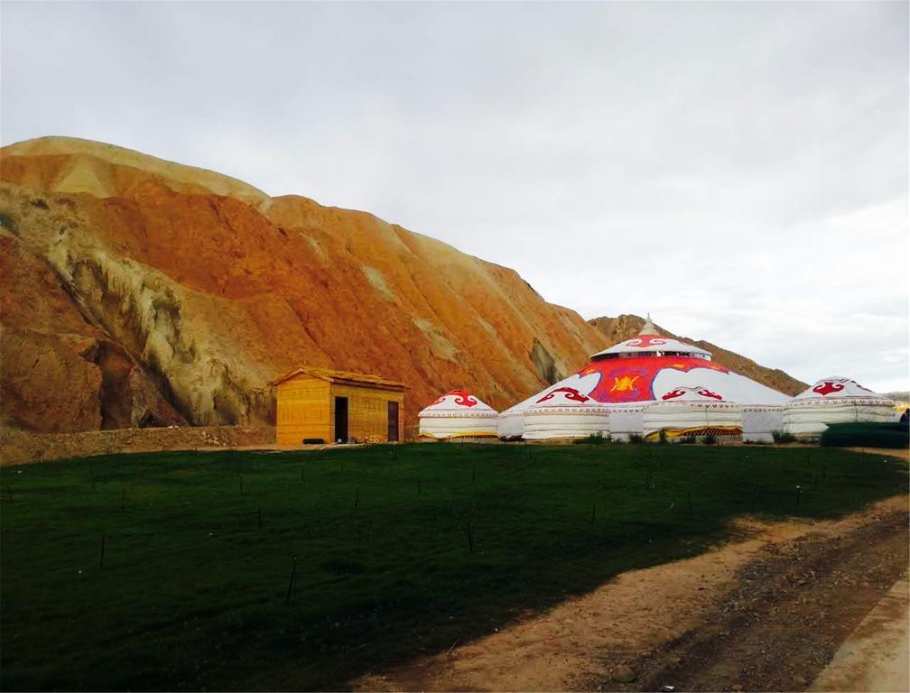 Kaoshan Tent Zhangye Hotell Exteriör bild